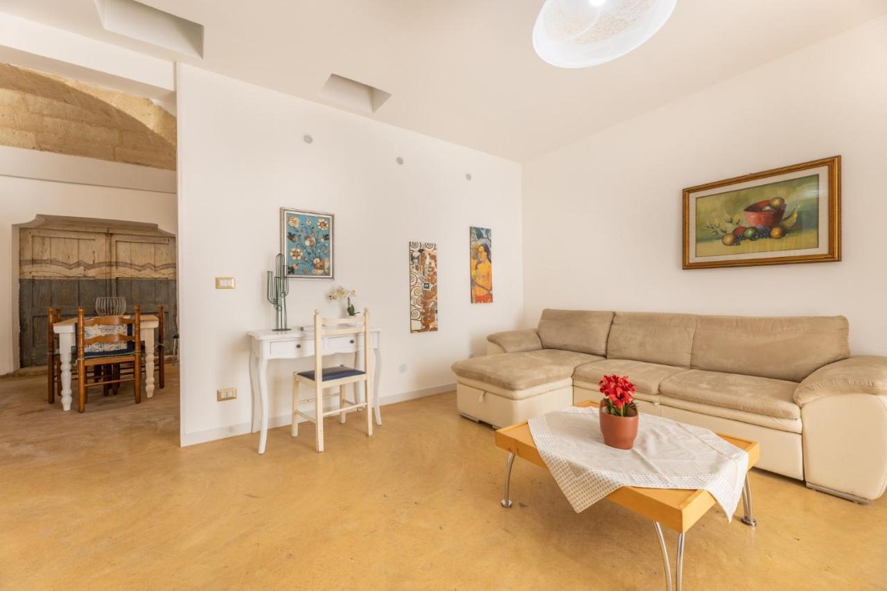 Dimora Il Castello Apartment Racale Ngoại thất bức ảnh