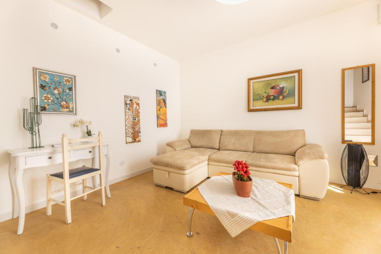Dimora Il Castello Apartment Racale Ngoại thất bức ảnh
